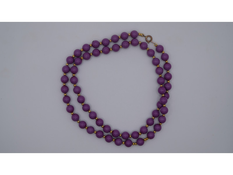 Vintage Lavender Milk Glass Necklace